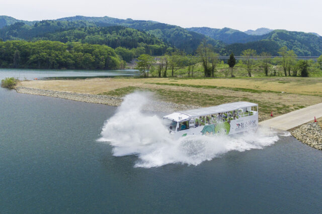 水陸両用バス2