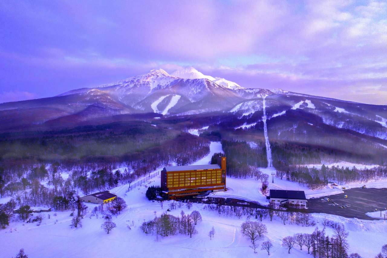 Angori Spring Ski Resort in Northern Japan | Aomori Spring Resort